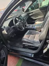interiorFront