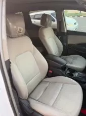 interiorFront