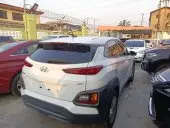 car Right Back