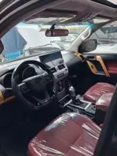 interiorFront