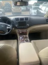 interiorFront