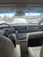 interiorFront