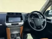 interiorFront