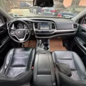 interiorFront