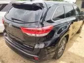 car Right Back