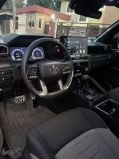 interiorFront