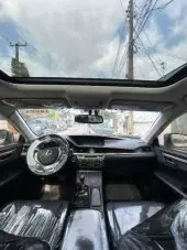 interiorFront