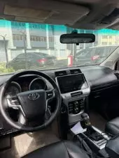 interiorFront