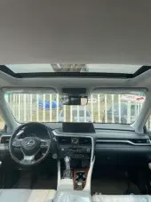 interiorFront