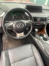 interiorFront