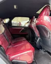 interiorFront