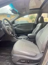 interiorFront