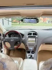 interiorFront