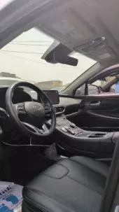interiorFront