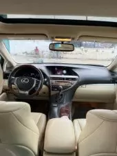 interiorFront