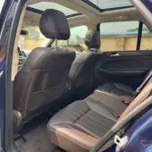 interiorBack