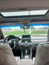 interiorFront
