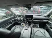 interiorFront