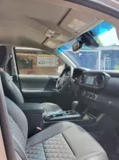 interiorFront