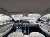 interiorFront