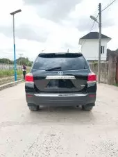 car Right Back
