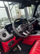 interiorFront