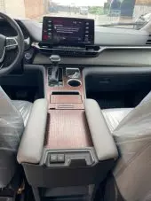interiorFront