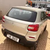 car Right Back