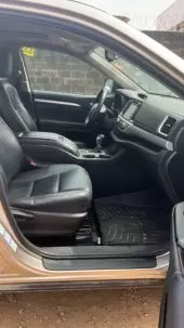 interiorFront