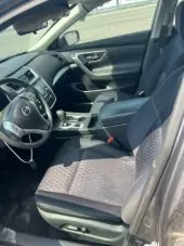 interiorFront