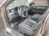 interiorFront