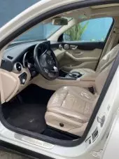 interiorFront
