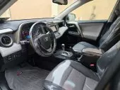 interiorFront