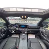 interiorFront