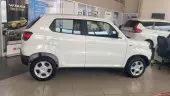 car Right Back