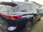 car Right Back