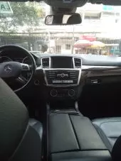 interiorFront