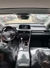 interiorFront