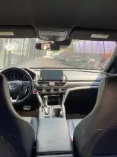 interiorFront