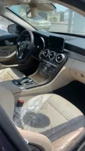 interiorFront