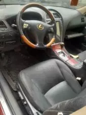 interiorFront