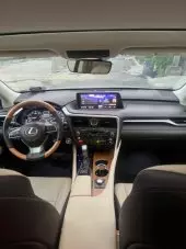interiorFront