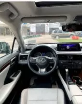 interiorFront