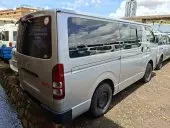 car Right Back