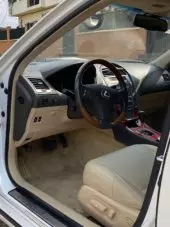 interiorFront