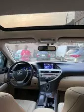 interiorFront
