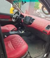 interiorFront