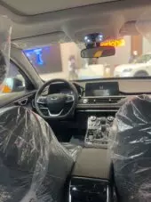interiorFront