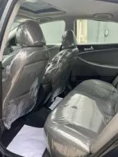 interiorBack