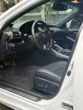interiorFront